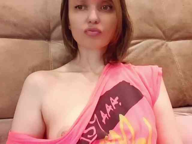 lilisexy14 webcam