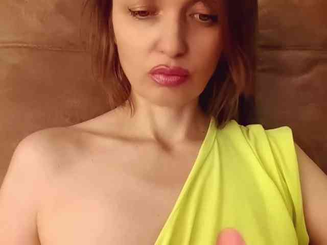 lilisexy14 webcam