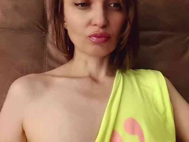 lilisexy14 webcam
