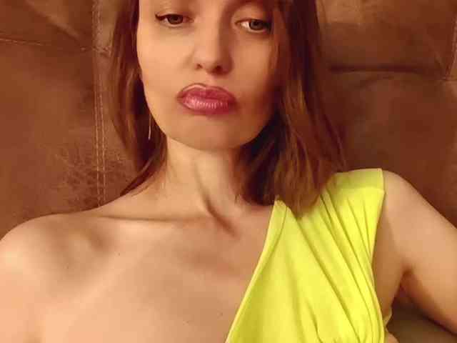 lilisexy14 webcam