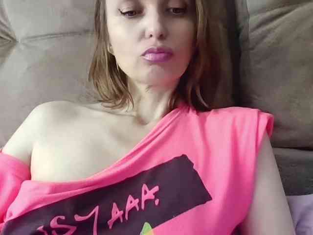lilisexy14 webcam