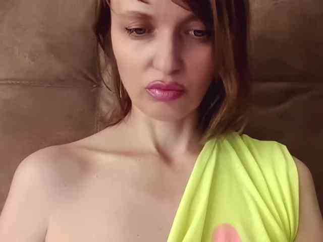 lilisexy14 webcam