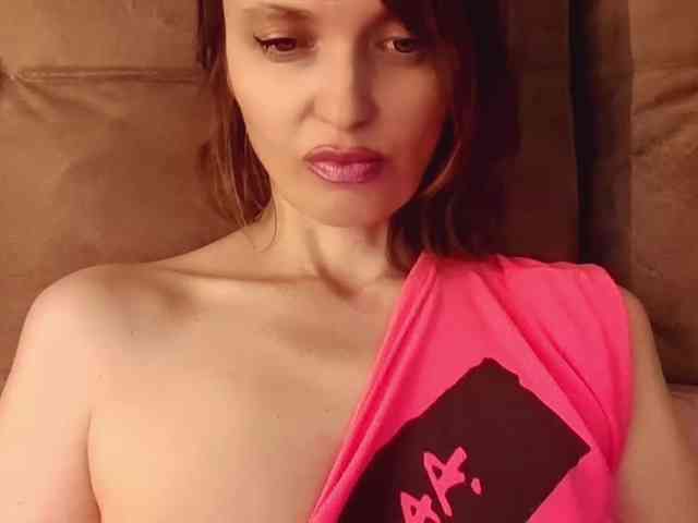 lilisexy14 webcam