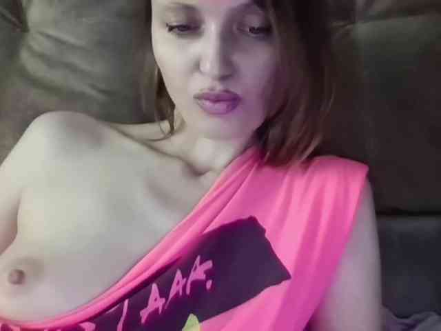 lilisexy14 webcam