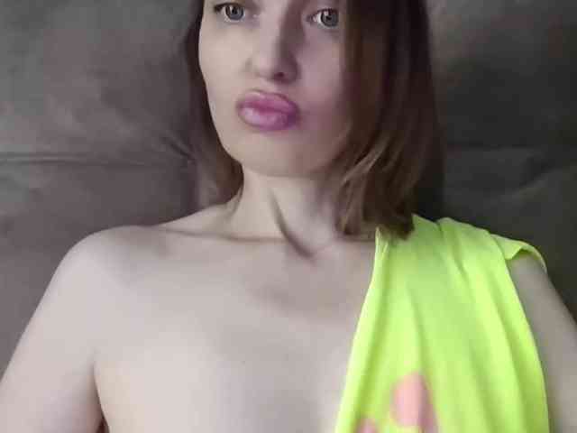 lilisexy14 webcam