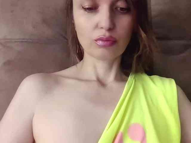 lilisexy14 webcam