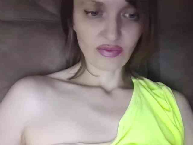 lilisexy14 webcam