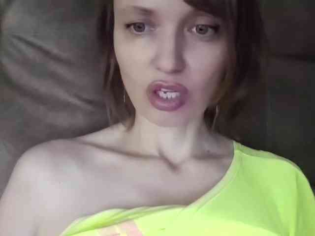 lilisexy14 webcam