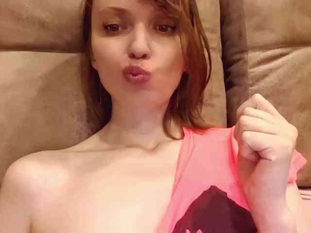 lilisexy14 webcam