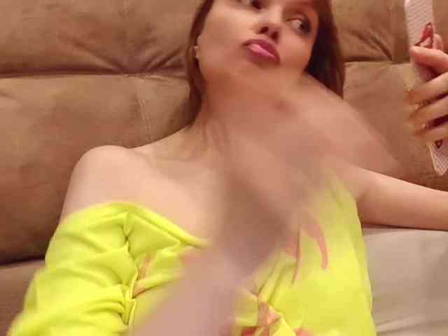 lilisexy14 Live Webcam on BongaCams