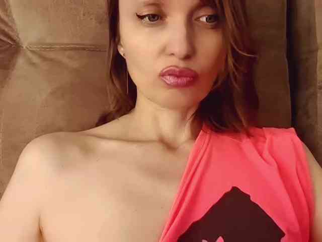 lilisexy14 webcam