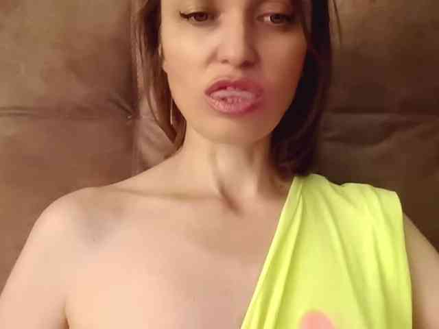 lilisexy14 webcam