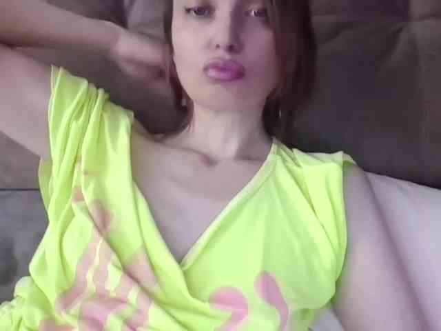 lilisexy14 webcam