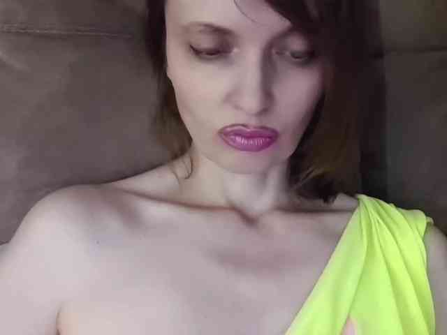 lilisexy14 webcam