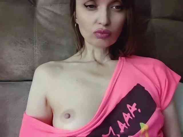 lilisexy14 webcam