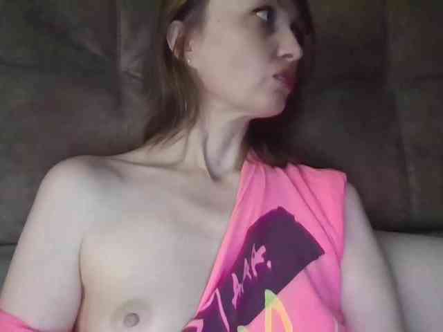 lilisexy14 Live Webcam on BongaCams