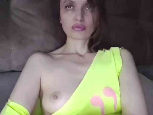 lilisexy14 webcam