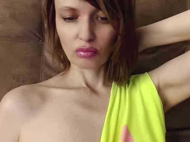 lilisexy14 webcam