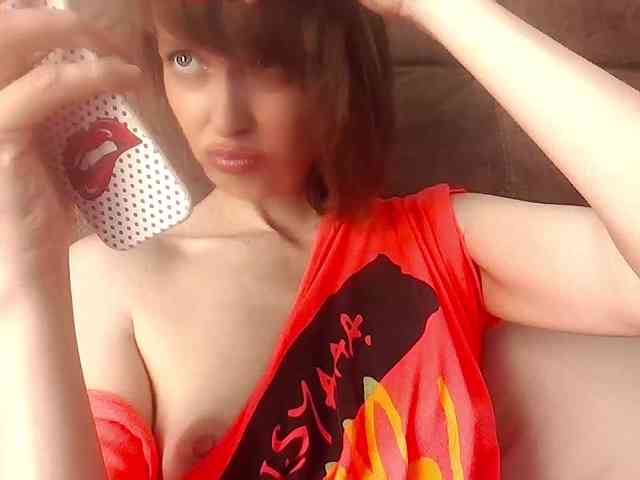 lilisexy14 webcam