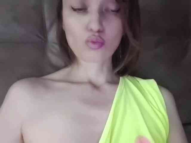 lilisexy14 webcam