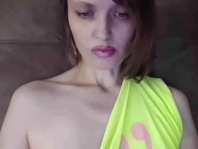 lilisexy14 webcam