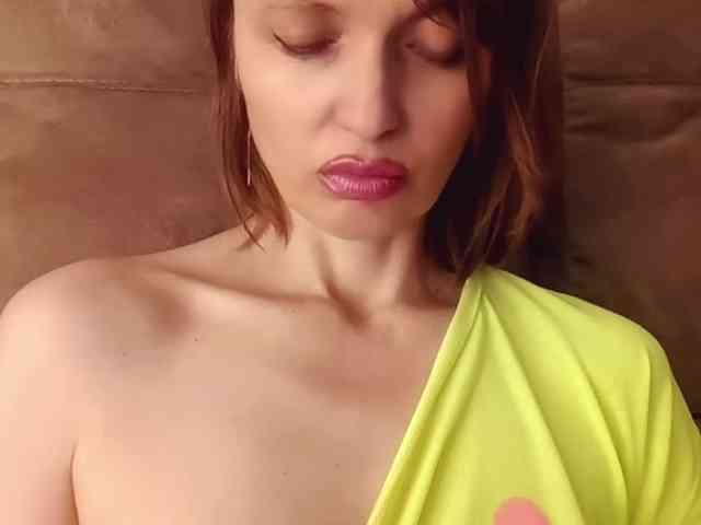 lilisexy14 webcam