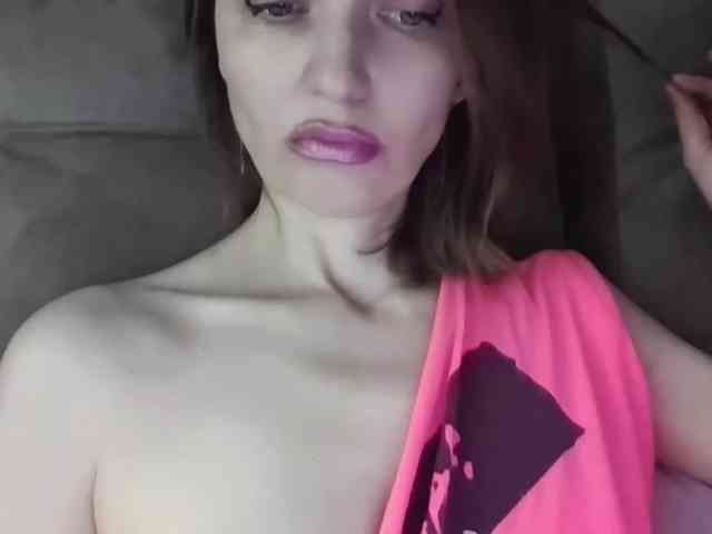 lilisexy14 webcam