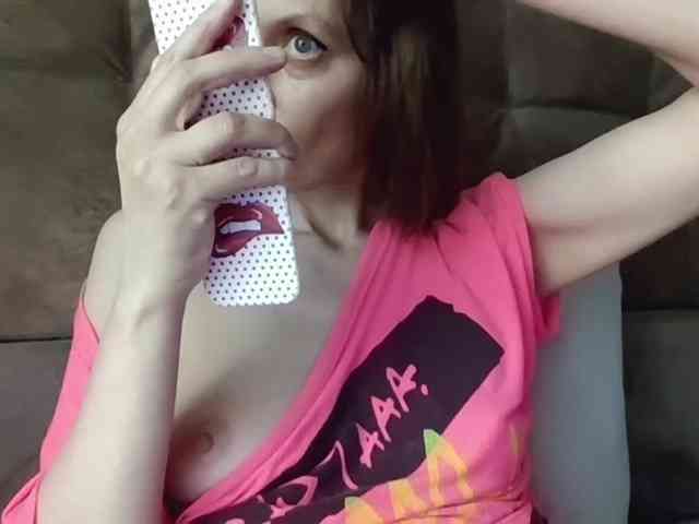 lilisexy14 webcam