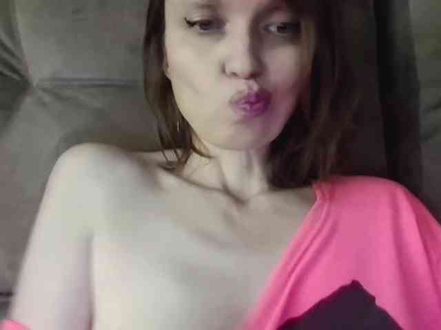 lilisexy14 webcam