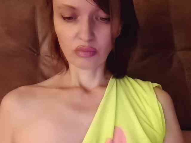 lilisexy14 webcam