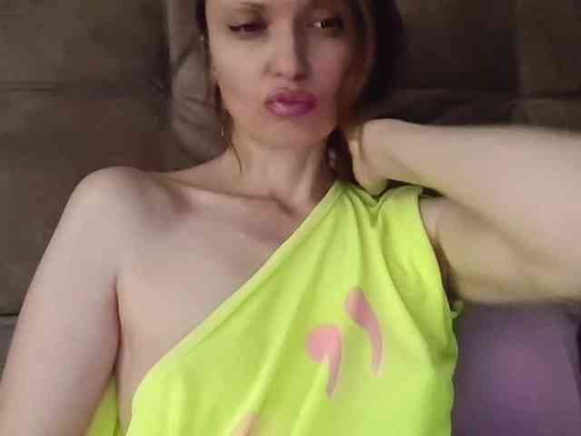 lilisexy14 webcam