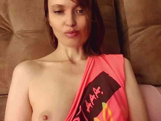 lilisexy14 webcam
