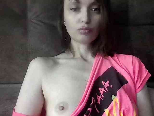 lilisexy14 webcam