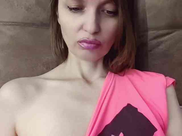 lilisexy14 webcam