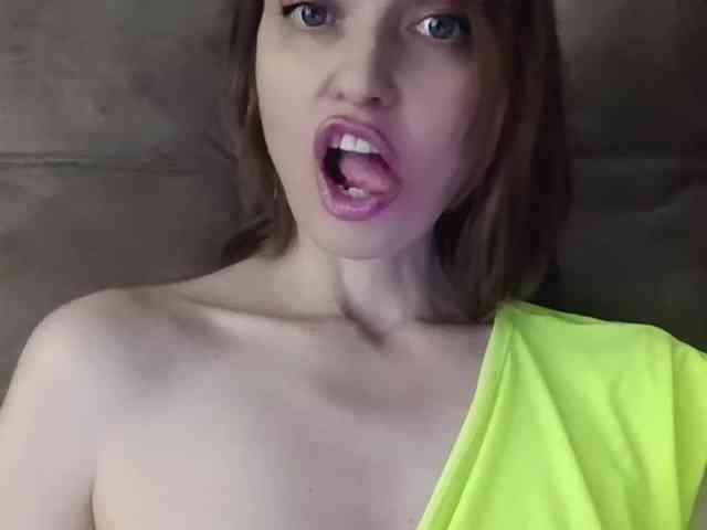 lilisexy14 webcam