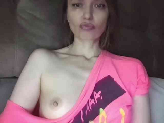 lilisexy14 webcam