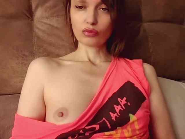 lilisexy14 webcam