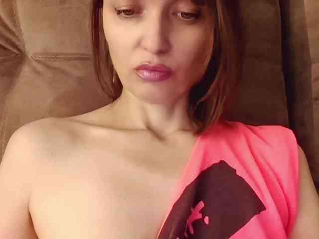 lilisexy14 webcam