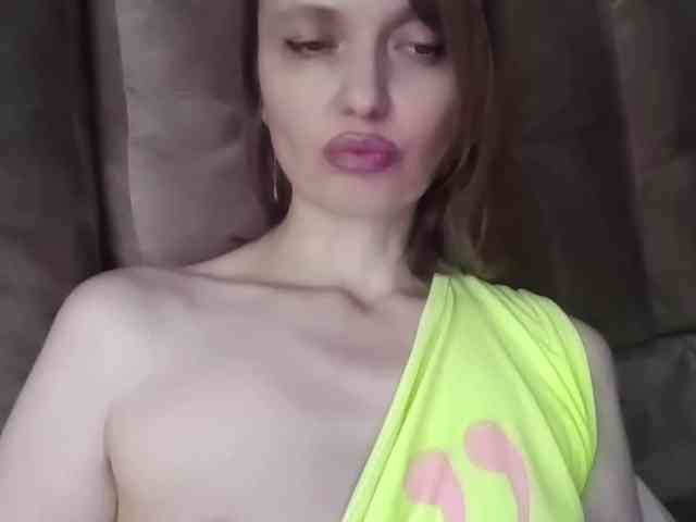 lilisexy14 webcam