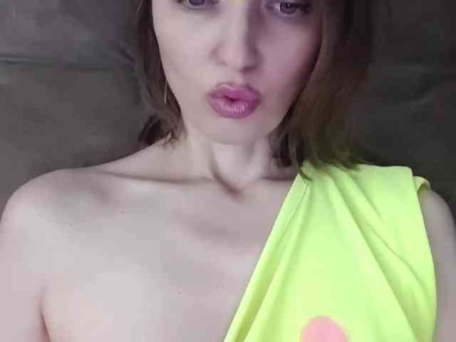 lilisexy14 webcam