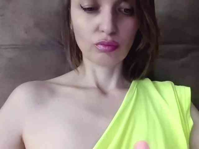 lilisexy14 webcam