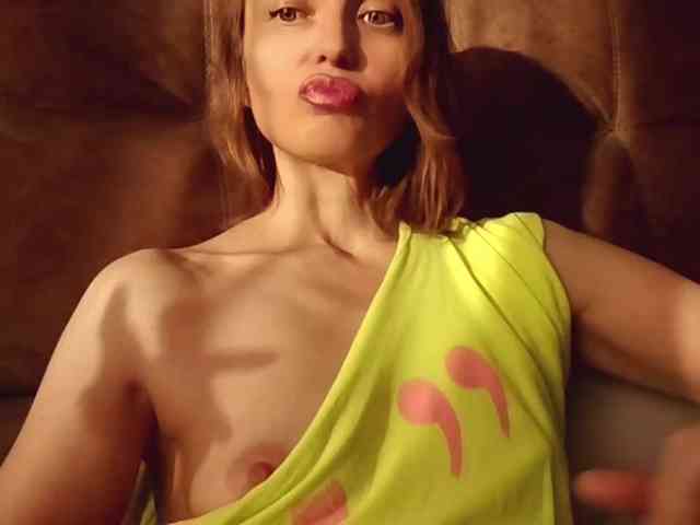 lilisexy14 webcam