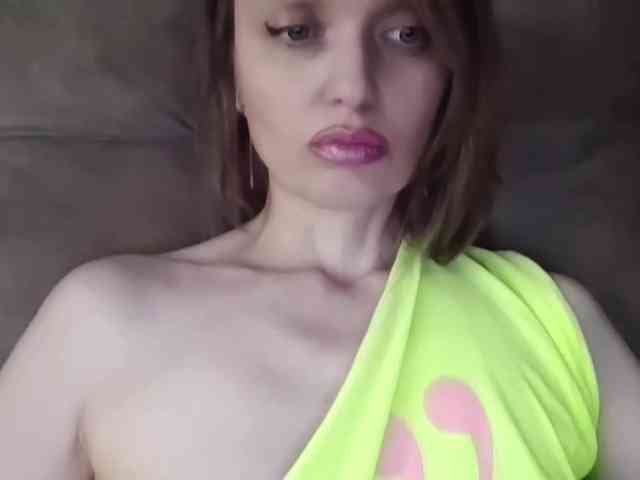 lilisexy14 webcam