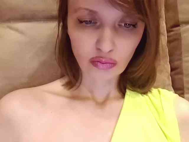 lilisexy14 webcam