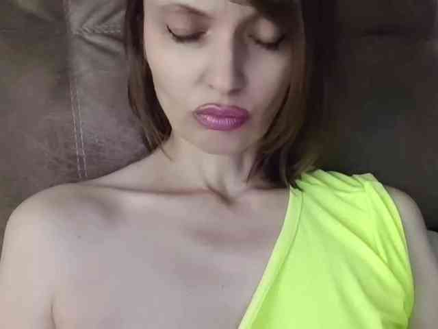 lilisexy14 webcam