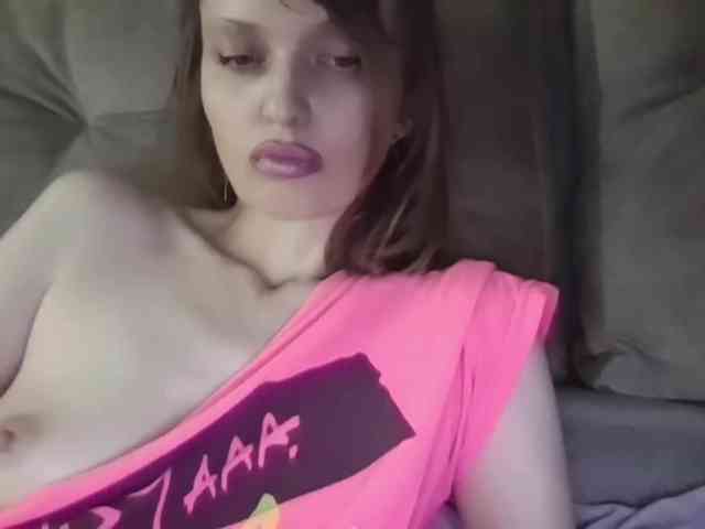 lilisexy14 Live Webcam on BongaCams