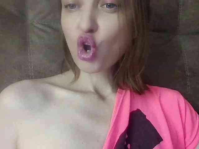 lilisexy14 webcam