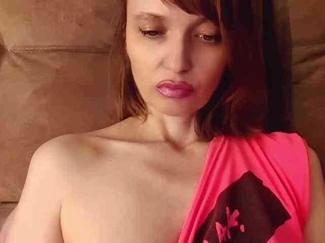 lilisexy14 webcam