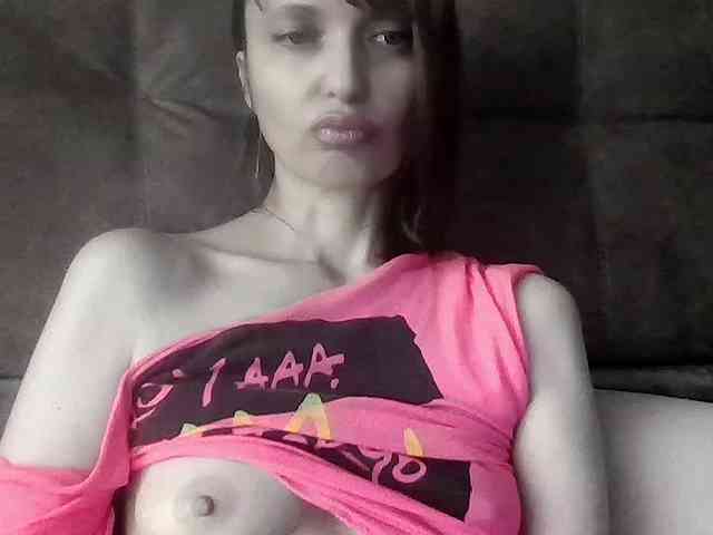 lilisexy14 webcam