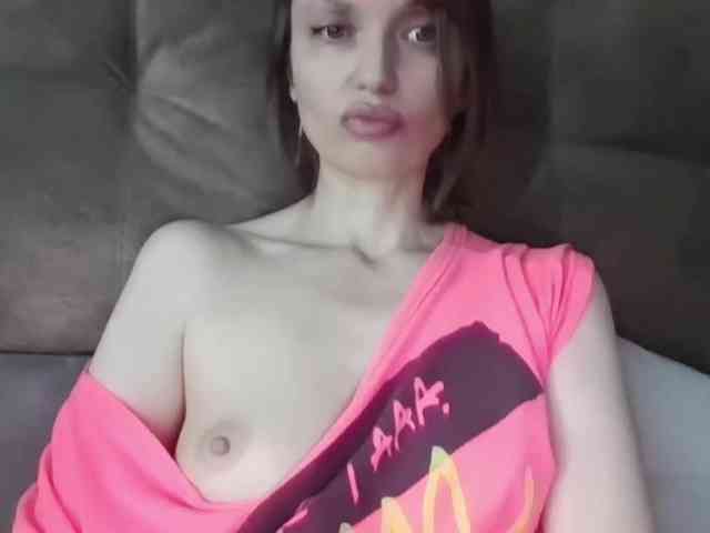 lilisexy14 webcam
